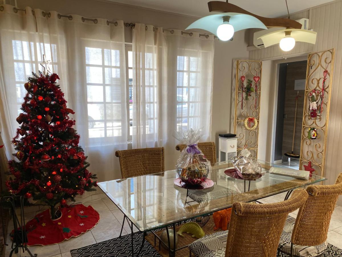 La Solana Villa แซงต์-โลรองต์-เดอ-ลา-ซาลองก์ ภายนอก รูปภาพ