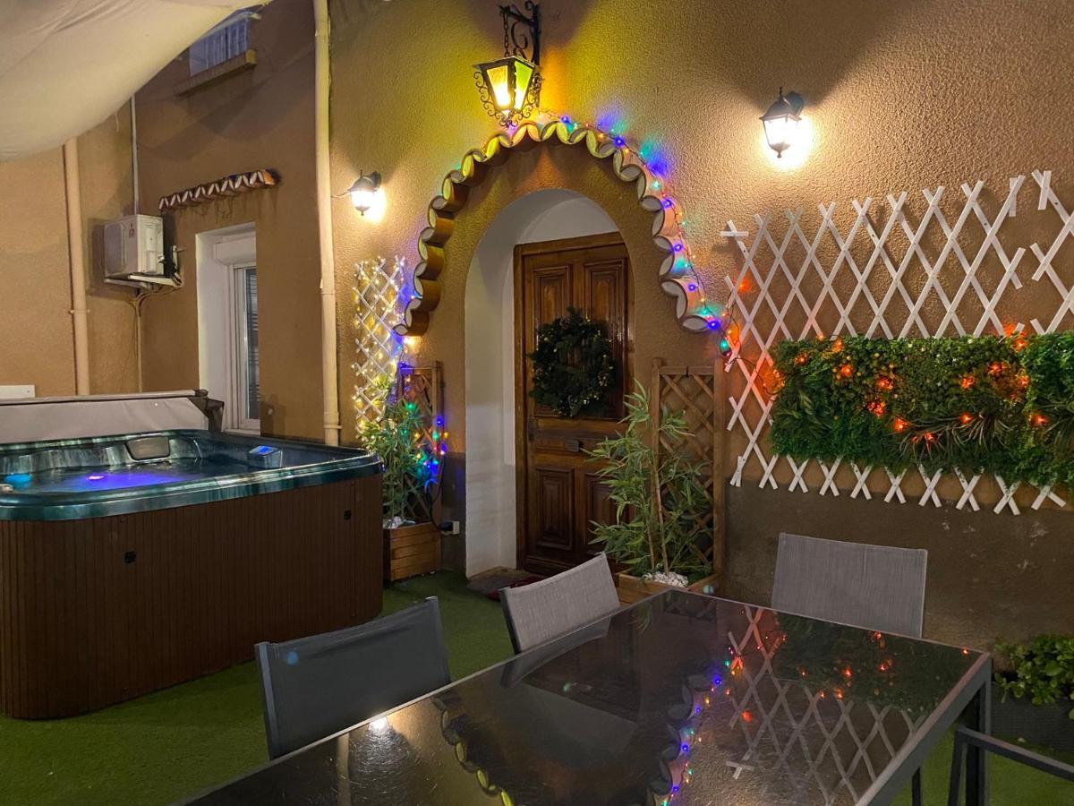 La Solana Villa แซงต์-โลรองต์-เดอ-ลา-ซาลองก์ ภายนอก รูปภาพ